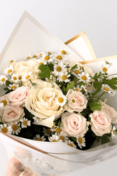 Embracing roses and daisies